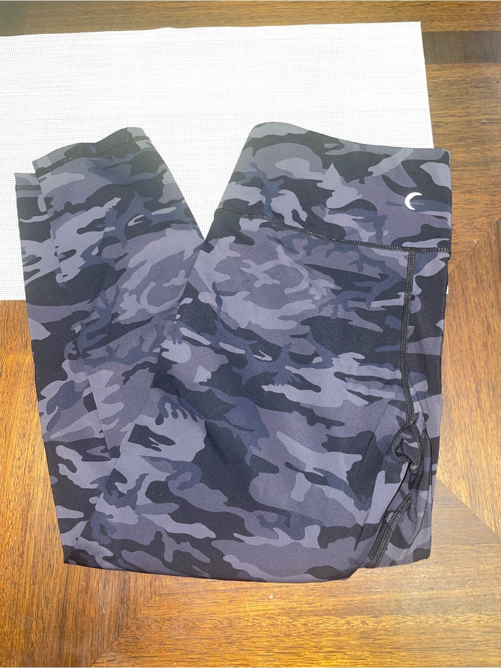 Zyia Active Camo Leggings Womens 8-10 Black Gray Athletic Workout capri